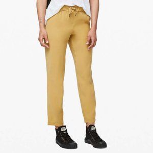 Lululemon On The Fly 7/8 Pant